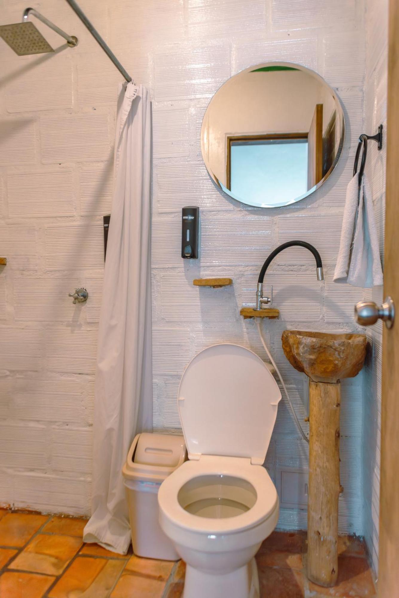 Traveler Hostel *
