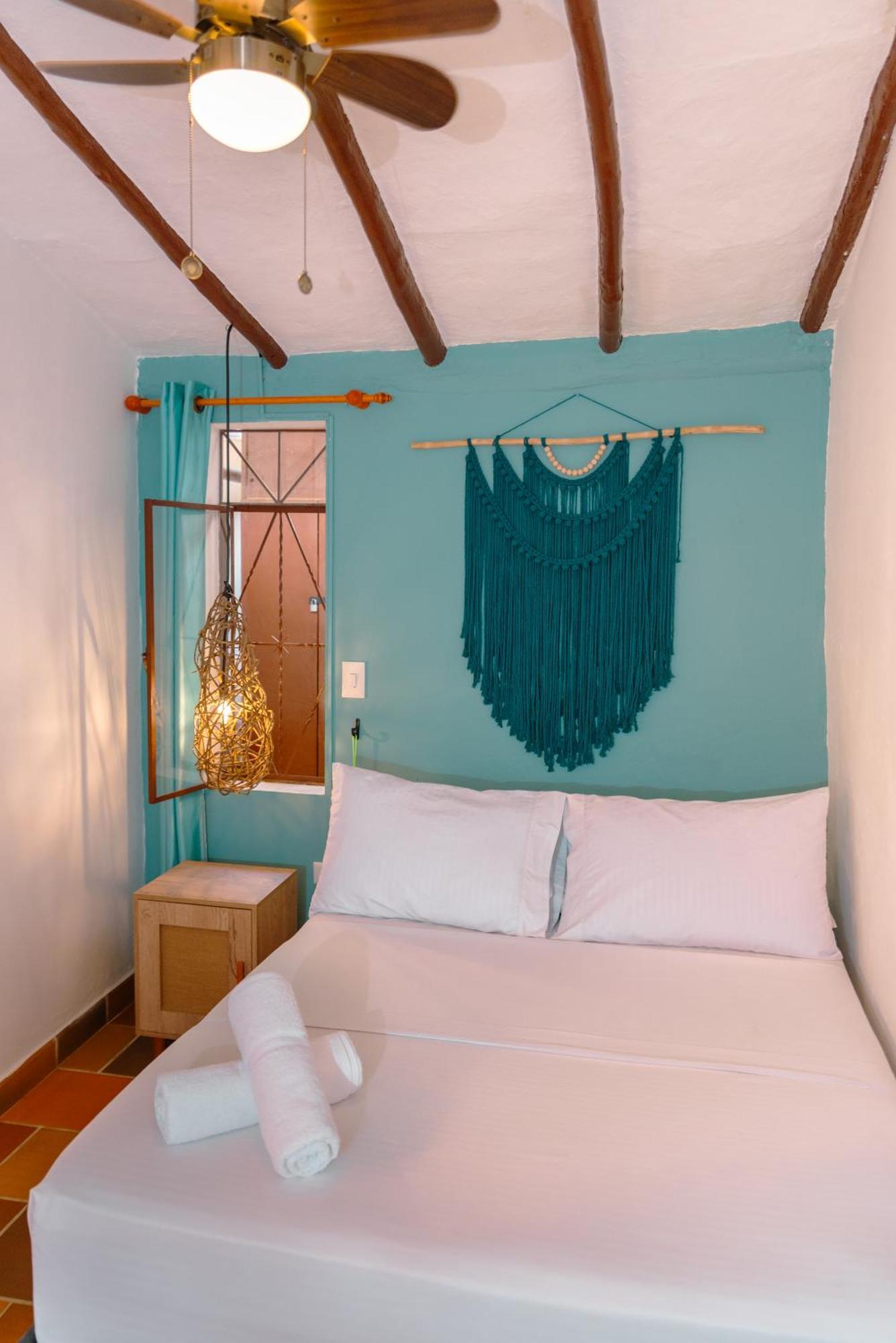 Traveler Hostel